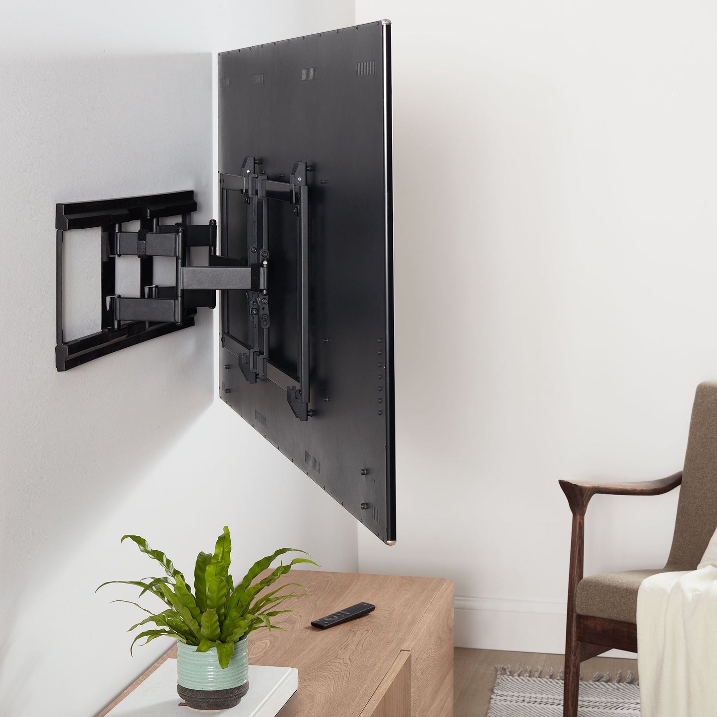 Ultra-slim Full Motion TV Wall Mount for 50" to 86" TVs, swivel ±45°, up to +5°/-20° Tilting